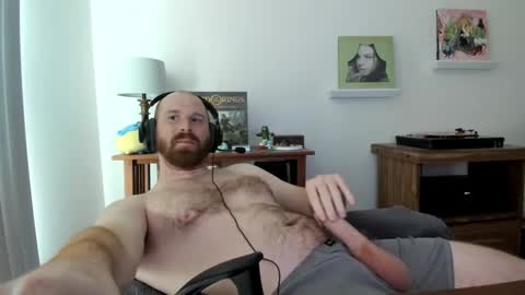 Snapshot of jonnlulz chatting on December 27, 7:14 pm Jon online show from December 27, 7:14 pm