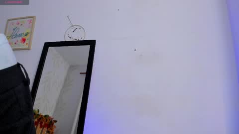 jonny_gilbert online show from April 23, 12:04 am
