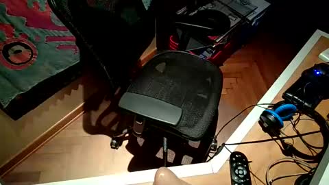 jonnyfreesolo online show from May 25, 1:34 am
