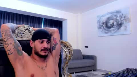 jonnyporn1 online show from March 27, 8:18 am