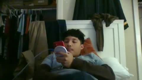 Snapshot of jono100275976 chatting on January 10, 4:44 am Joko online show from January 10, 4:44 am