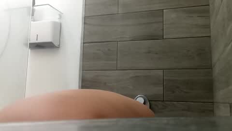 jorchuck1919este online show from October 26, 1:02 pm