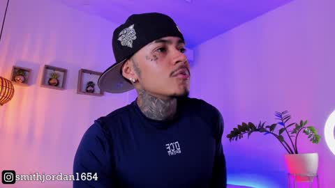 Jordan Smith online show from December 10, 9:54 pm