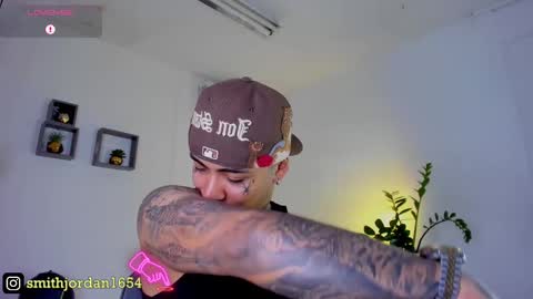 Jordan Smith online show from March 1, 8:10 pm