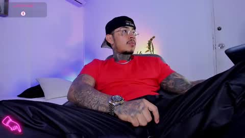 Jordan Smith online show from February 14, 9:43 pm