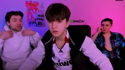 joseph_bear_ online show from February 6, 10:01 am