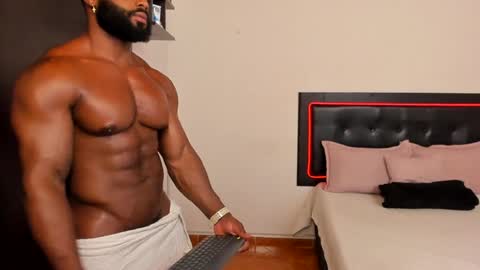 Snapshot of joseph_palacios chatting on January 23, 7:51 pm joseph palacios online show from January 23, 7:51 pm