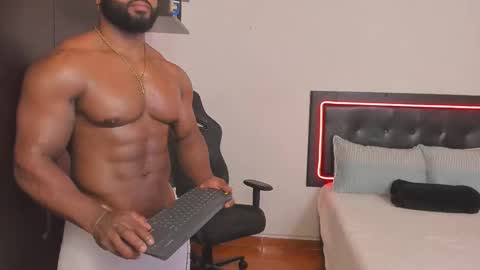 Snapshot of joseph_palacios chatting on September 15, 9:49 pm joseph palacios online show from September 15, 9:49 pm