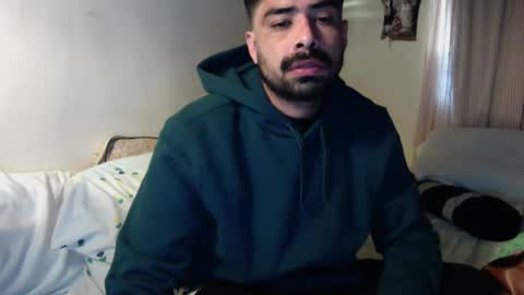 Snapshot of josephs1990 chatting on January 8, 12:17 am josephs1990 online show from January 8, 12:17 am