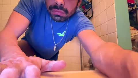 Snapshot of josephs1990 chatting on December 29, 1:45 am josephs1990 online show from December 29, 1:45 am