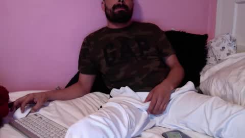 Snapshot of josephs1990 chatting on March 9, 11:35 pm josephs1990 online show from March 9, 11:35 pm