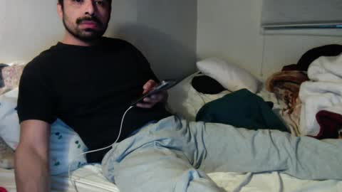 Snapshot of josephs1990 chatting on January 4, 5:37 am josephs1990 online show from January 4, 5:37 am