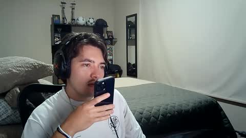 Snapshot of josh_fucks420 chatting on March 6, 3:57 am Josh online show from March 6, 3:57 am