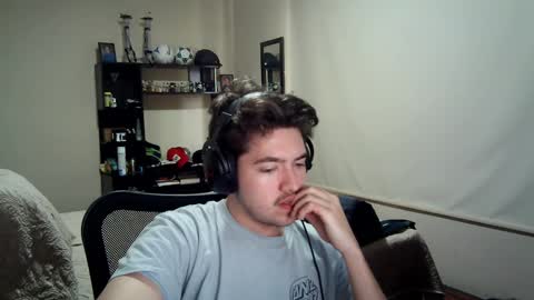 Snapshot of josh_fucks420 chatting on December 2, 5:35 pm Josh online show from December 2, 5:35 pm