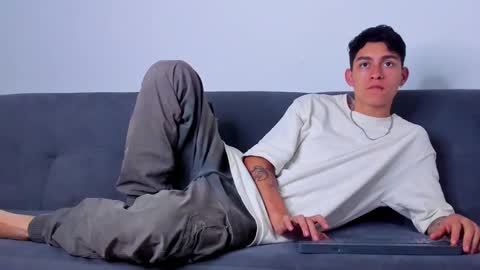 Josh online show from December 25, 9:11 pm