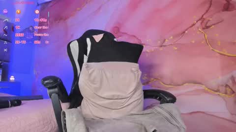 joshmiller___ online show from February 26, 6:59 am