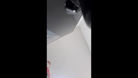 josszap03 online show from April 22, 10:09 am