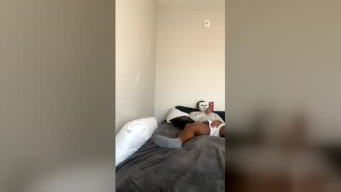 joxsolo online show from April 7, 6:41 pm