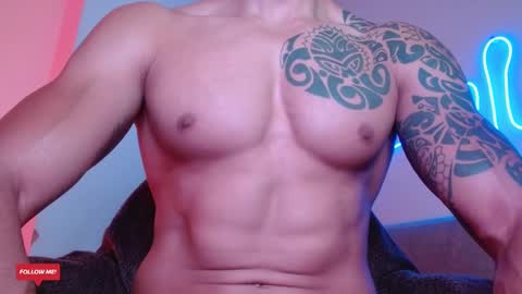 Snapshot of joy_lopezfit chatting on December 8, 12:08 pm JOYLOPEZFIT online show from December 8, 12:08 pm