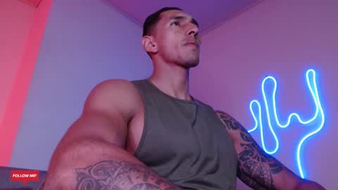 Snapshot of joy_lopezfit chatting on February 11, 12:48 pm JOYLOPEZFIT online show from February 11, 12:48 pm