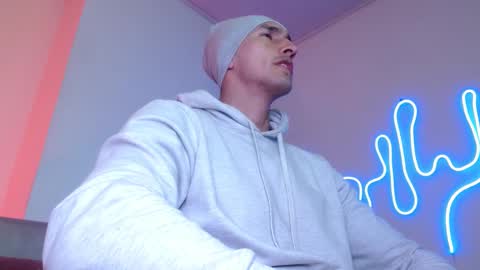 Snapshot of joy_lopezfit chatting on January 22, 1:00 pm JOYLOPEZFIT online show from January 22, 1:00 pm