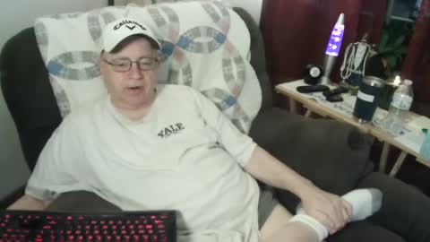 jpmel99 online show from February 1, 11:16 pm