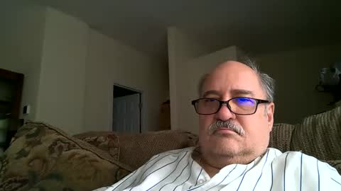 jr8in online show from February 8, 9:15 pm