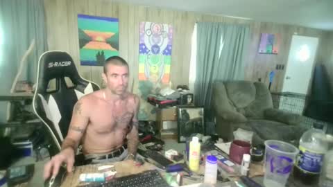 jrizzle1111 online show from September 12, 9:15 pm