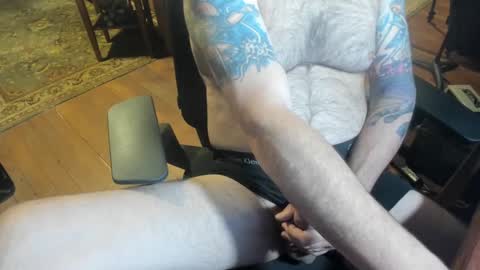 jsimon04 online show from January 8, 2:35 pm