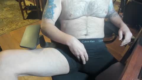 jsimon04 online show from February 2, 2:56 pm