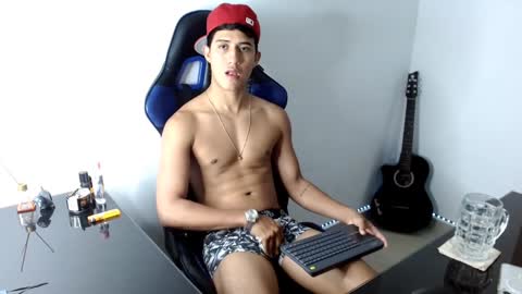 Snapshot of juan_da01 chatting on January 24, 3:11 am JuanDa online show from January 24, 3:11 am