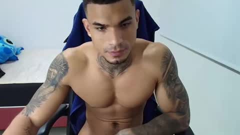 juan_gomez_1 online show from September 15, 10:05 am