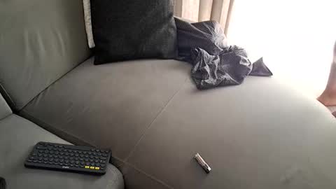 Snapshot of juanxxxo_ chatting on September 21, 9:42 am juanxxxo_ online show from September 21, 9:42 am
