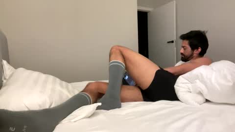 Snapshot of juanxxxo_ chatting on February 23, 1:53 am juanxxxo_ online show from February 23, 1:53 am