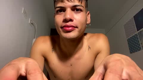 Miguel online show from December 31, 5:33 am