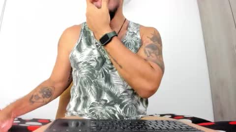 juleslake2 online show from January 7, 12:04 am