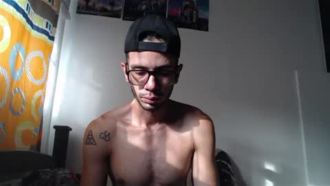 Julfigo online show from February 9, 12:30 pm