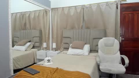 julian billy online show from March 11, 11:23 am