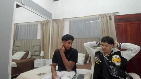 julian billy online show from February 15, 11:28 am