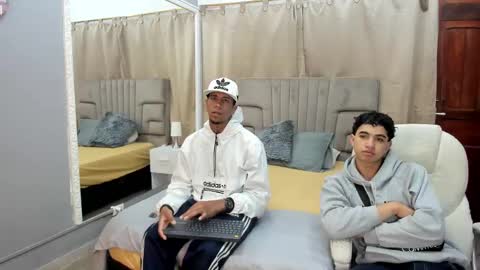 julian billy online show from January 14, 11:42 am