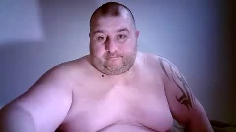 Juliano online show from February 10, 2:38 am