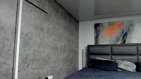 Julian online show from September 17, 1:50 am