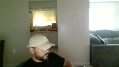 Snapshot of juln489 chatting on February 6, 12:48 pm juln489 online show from February 6, 12:48 pm