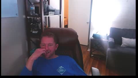 Snapshot of jusbeaz8722 chatting on December 27, 9:22 pm JustVibin online show from December 27, 9:22 pm