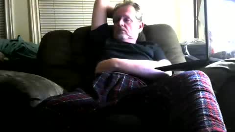 Snapshot of just2look2watch chatting on January 4, 5:05 am just2look2watch online show from January 4, 5:05 am