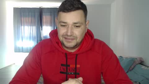 Snapshot of just_a_nice_guy_27 chatting on December 22, 11:22 am Alex online show from December 22, 11:22 am