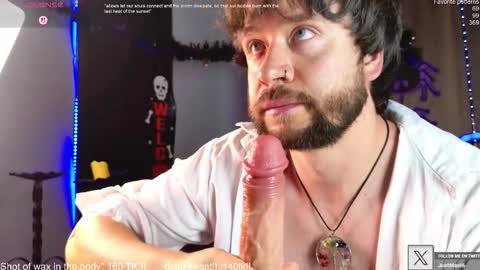 Snapshot of just_your_dreamboy chatting on October 17, 10:25 pm Maxi online show from October 17, 10:25 pm