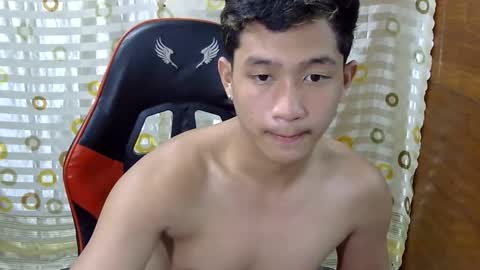 Cyril online show from February 21, 8:43 pm