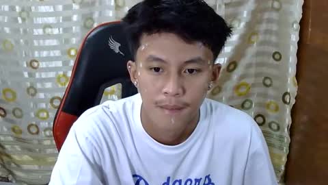 James online show from March 28, 1:33 pm