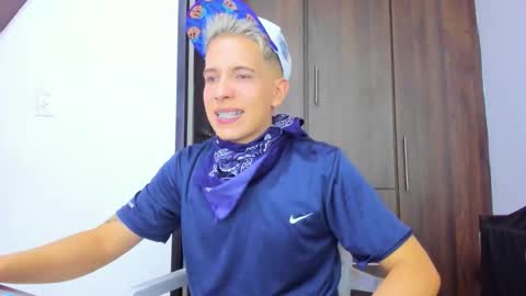 justin_biker online show from November 22, 11:26 pm